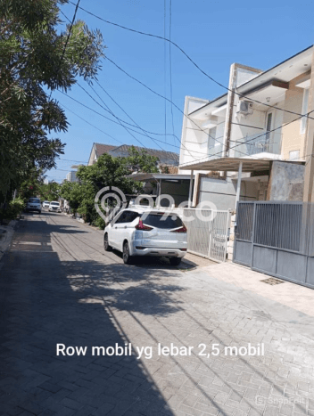 Rumah Strategis Minimalis Lb 147m2 di Mulyorejo, Surabaya Rumah Strategis Minimalis Lb 147m2 di Mulyorejo, Surabaya