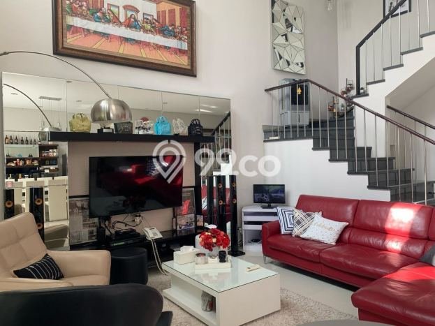Jual Rumah Mewah Megah Dengan View Eksklusif di Citraland, Surabaya Jual Rumah Mewah Megah Dengan View Eksklusif di Citraland, Surabaya