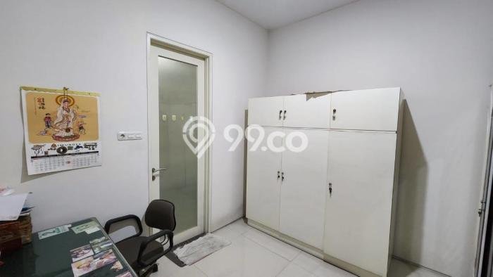 Dijual Rumah Luas Elegan Dengan View Cantik di Pakuwon City, Surabaya Dijual Rumah Luas Elegan Dengan View Cantik di Pakuwon City, Surabaya
