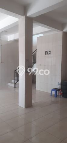 Ruko Usaha Dijual di Bugulkidul Pasuruan LT 72m2 & LB 72m2 Ruko Usaha Dijual di Bugulkidul Pasuruan LT 72m2 & LB 72m2