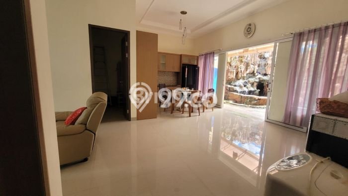 Rumah Strategis Minimalis Lb 250m2 di Teluk Betung Barat, Bandar Lampung Rumah Strategis Minimalis Lb 250m2 di Teluk Betung Barat, Bandar Lampung