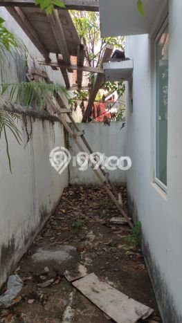 INVESTASI TEPAT! Rumah di Batam Kota, Luas 95m2m² Bangunan 55m2m² INVESTASI TEPAT! Rumah di Batam Kota, Luas 95m2m² Bangunan 55m2m²