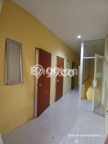 Disewakan Ruko Premium Kawasan , Luas 144m2m², Lokasi Bisnis, Jalan Mudah Disewakan Ruko Premium Kawasan , Luas 144m2m², Lokasi Bisnis, Jalan Mudah