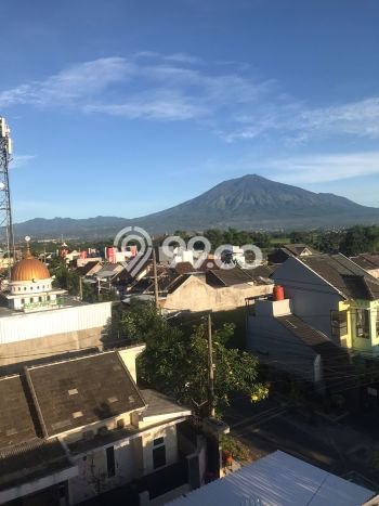 Dijual Rumah 10 Kamar Lokasi Strategis Bagus dan Strategis di Blimbing Dijual Rumah 10 Kamar Lokasi Strategis Bagus dan Strategis di Blimbing