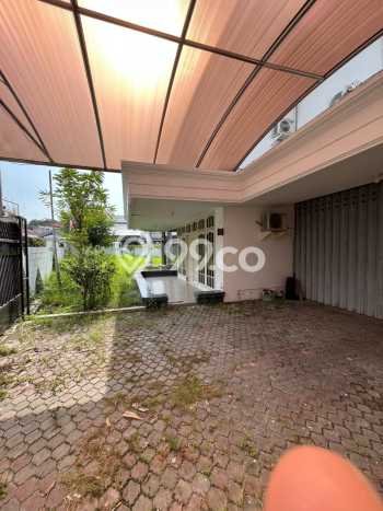 For Sale Rumah Mewah Exclusive di Mulyorejo, Surabaya For Sale Rumah Mewah Exclusive di Mulyorejo, Surabaya