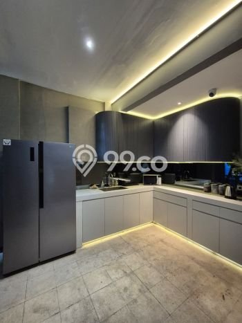 LOKASI STRATEGIS! Ruko di Mayjen Sungkono, Luas 230m2m², Pusat Bisnis, Jalan Utama LOKASI STRATEGIS! Ruko di Mayjen Sungkono, Luas 230m2m², Pusat Bisnis, Jalan Utama