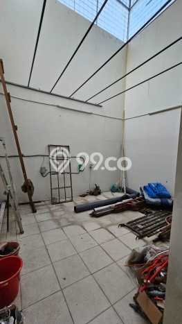Ruko Bagus Dijual di Pakuwon CIty Surabaya Strategis Cocok untuk Kembangkan Bisnis Ruko Bagus Dijual di Pakuwon CIty Surabaya Strategis Cocok untuk Kembangkan Bisnis