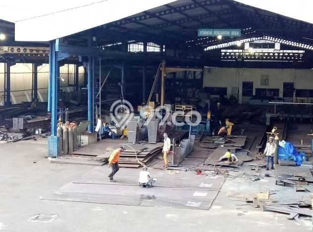 Area Ramai! Gudang Dijual di Driyorejo untuk Bisnis Luas Bangunan 9000m2 Area Ramai! Gudang Dijual di Driyorejo untuk Bisnis Luas Bangunan 9000m2