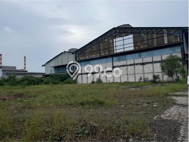 Untuk Dijual! Gudang di Rungkut Industri Surabaya LT 18000m2 / LB 9350m2 Kawasan Strategis Untuk Dijual! Gudang di Rungkut Industri Surabaya LT 18000m2 / LB 9350m2 Kawasan Strategis