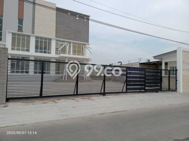 Gudang Bagus Dijual LB 1620m2 Lokasi Strategis Mojokerto Area Cocok untuk Berbisnis Gudang Bagus Dijual LB 1620m2 Lokasi Strategis Mojokerto Area Cocok untuk Berbisnis