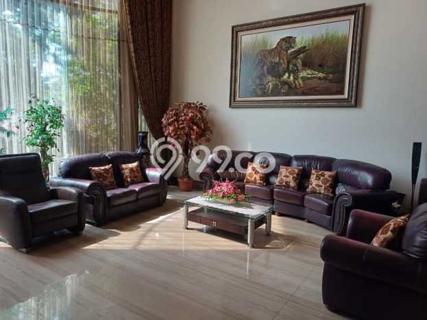 Lokasi terbaik! Rumah siap huni dikontrakkan di Sukolilo LB 800m2 Lokasi terbaik! Rumah siap huni dikontrakkan di Sukolilo LB 800m2