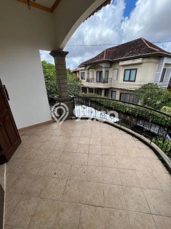 Rumah sewa siap pakai 6 Kamar Tidur di Renon, Denpasar Rumah sewa siap pakai 6 Kamar Tidur di Renon, Denpasar
