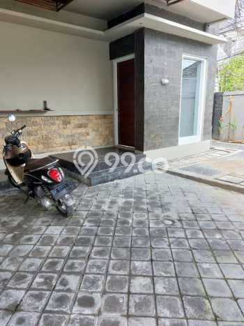 Rumah Sewa Denpasar LT 160m2 LB 120m2 Area Renon Rumah Sewa Denpasar LT 160m2 LB 120m2 Area Renon