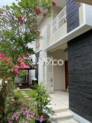 Rumah Disewakan Denpasar LT 100m2 LB 120m2 Area Sanur Rumah Disewakan Denpasar LT 100m2 LB 120m2 Area Sanur