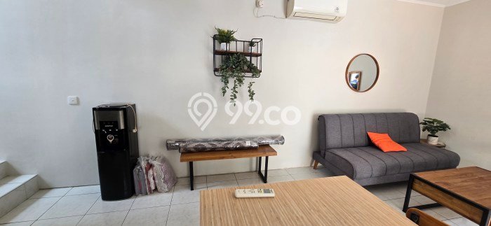Rumah Kost Dijual di BSD, Tangerang Selatan, 4 KT, 4 KM, Bangunan 90m2 Rumah Kost Dijual di BSD, Tangerang Selatan, 4 KT, 4 KM, Bangunan 90m2