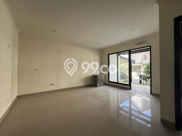 Jual Rumah Mewah Megah Dengan View Eksklusif di Gading Serpong, Tangerang Jual Rumah Mewah Megah Dengan View Eksklusif di Gading Serpong, Tangerang