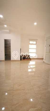 Dijual Rumah Mewah Elegan Dengan View Eksklusif di Gading Serpong, Tangerang Dijual Rumah Mewah Elegan Dengan View Eksklusif di Gading Serpong, Tangerang