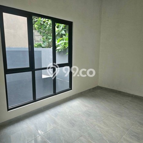 Jual Rumah Bagus Siap Huni LB 145m2 di BSD, Tangerang Selatan Jual Rumah Bagus Siap Huni LB 145m2 di BSD, Tangerang Selatan