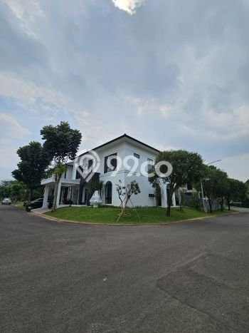 Rumah Eksklusif Dijual LT 234m2 di BSD, Tangerang Selatan Rumah Eksklusif Dijual LT 234m2 di BSD, Tangerang Selatan