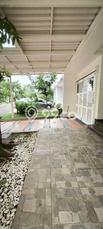 Dijual Rumah Mewah Elegan Dengan View Eksklusif di Gading Serpong, Tangerang Dijual Rumah Mewah Elegan Dengan View Eksklusif di Gading Serpong, Tangerang