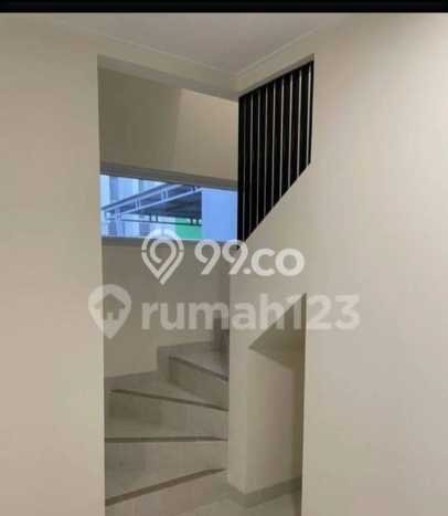 For Sale Hunian Rumah Terawat 3 KT di Gading Serpong, Tangerang For Sale Hunian Rumah Terawat 3 KT di Gading Serpong, Tangerang