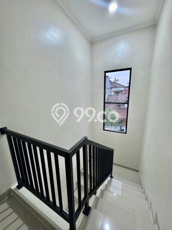 Rumah Minimalis 4 KT di Serpong Regency Melati Mas Tangerang Selatan Unfurnished Rumah Minimalis 4 KT di Serpong Regency Melati Mas Tangerang Selatan Unfurnished