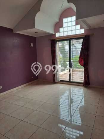 Rumah Modern 4 KT di Royal Serpong Village Tangerang Unfurnished Rumah Modern 4 KT di Royal Serpong Village Tangerang Unfurnished