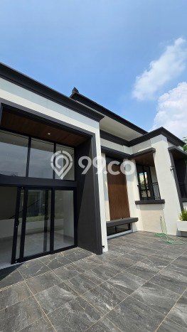 Siap Huni Hunian Elit 4 Kamar di BSD Dekat ke Mana Pun Siap Huni Hunian Elit 4 Kamar di BSD Dekat ke Mana Pun