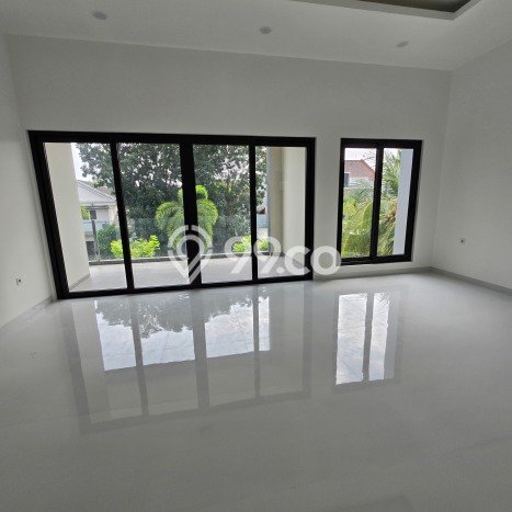 Siap Huni Rumah Mewah 4 Kamar di BSD Dekat ke Mana Saja Siap Huni Rumah Mewah 4 Kamar di BSD Dekat ke Mana Saja