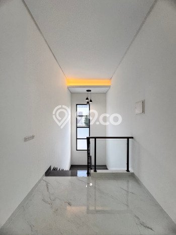 Siap Huni Rumah Mewah 4 Kamar di BSD Dekat ke Mana Saja Siap Huni Rumah Mewah 4 Kamar di BSD Dekat ke Mana Saja