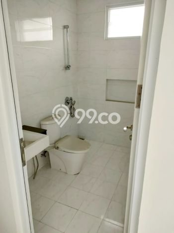 Siap Huni Rumah Mewah 4 Kamar di Cipondoh Dekat ke Mana Pun Siap Huni Rumah Mewah 4 Kamar di Cipondoh Dekat ke Mana Pun