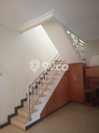 Rumah Luxury Dijual di Jakarta Barat Fasilitas Lengkap Rumah Luxury Dijual di Jakarta Barat Fasilitas Lengkap