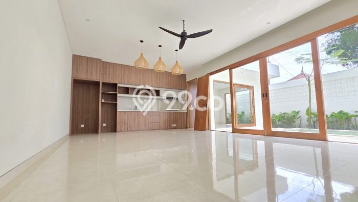 HOT DEAL! Vila Kawasan , Area 250m2m², Area Strategis HOT DEAL! Vila Kawasan , Area 250m2m², Area Strategis