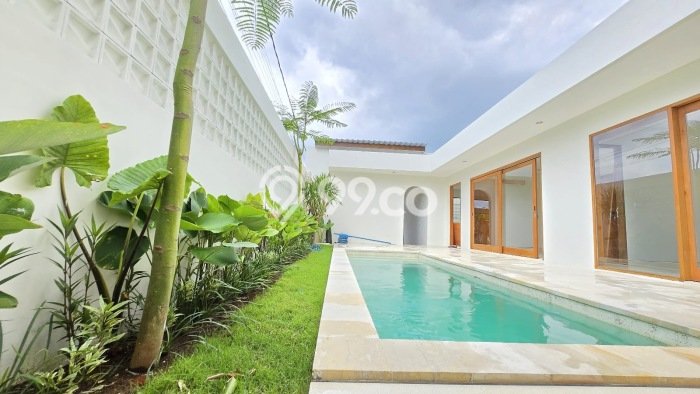 HOT DEAL! Vila Kawasan , Area 250m2m², Area Strategis HOT DEAL! Vila Kawasan , Area 250m2m², Area Strategis