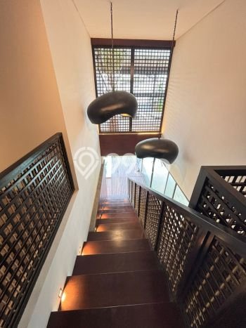 Vila Strategis Kawasan , Area 343m2m², Area Asri Vila Strategis Kawasan , Area 343m2m², Area Asri