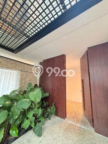 Vila Strategis Kawasan , Area 343m2m², Area Asri Vila Strategis Kawasan , Area 343m2m², Area Asri