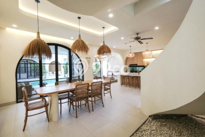Vila di , Area 285m2m², Lokasi Strategis untuk usaha Vila di , Area 285m2m², Lokasi Strategis untuk usaha
