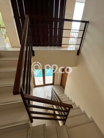 Vila Strategis Kawasan , Area 520m2m², Lingkungan Nyaman Vila Strategis Kawasan , Area 520m2m², Lingkungan Nyaman