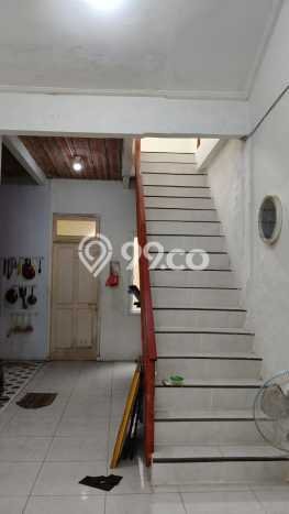 Rumah Strategis Modern Lb 100m2 di Karang Tengah, Tangerang Rumah Strategis Modern Lb 100m2 di Karang Tengah, Tangerang