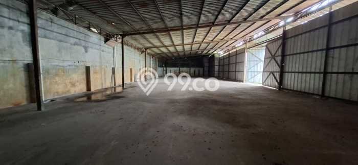 Unit Gudang Dijual di Karang Tengah Tangerang Luas Tanah 4900m2, Luas Bangunan 2000m2 Unit Gudang Dijual di Karang Tengah Tangerang Luas Tanah 4900m2, Luas Bangunan 2000m2
