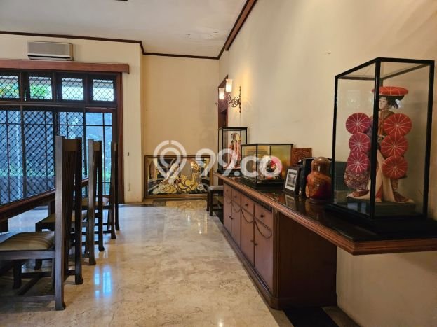 Rumah Mewah Akses Mudah di Jakarta Selatan Rumah Mewah Akses Mudah di Jakarta Selatan