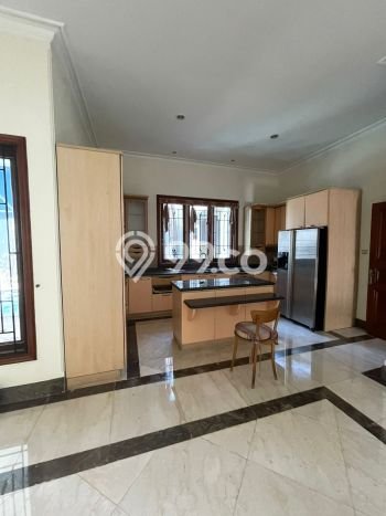Rumah Mewah Dijual LT 500m2 di Kebayoran Baru, Jakarta Selatan Rumah Mewah Dijual LT 500m2 di Kebayoran Baru, Jakarta Selatan