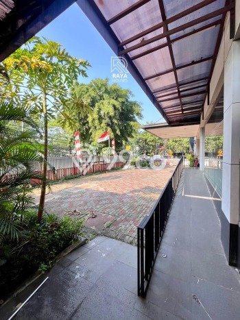 Unit Kantor Dijual di Jakarta Selatan LT 1065m2 & LB 2252m2 Unit Kantor Dijual di Jakarta Selatan LT 1065m2 & LB 2252m2
