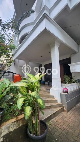 Rumah Eksklusif Best Area di Jakarta Selatan, DKI Jakarta Rumah Eksklusif Best Area di Jakarta Selatan, DKI Jakarta