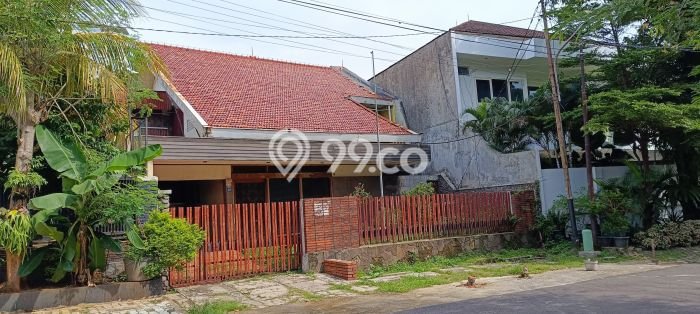 Rumah Mewah Siap Huni LT 270m2 di Kebayoran Baru, Jakarta Selatan Rumah Mewah Siap Huni LT 270m2 di Kebayoran Baru, Jakarta Selatan