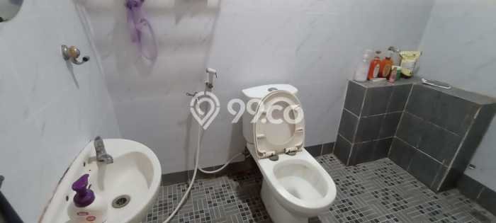 Hunian Cantik Modern Lb 400m2 di Ciputat Timur, Tangerang Selatan Hunian Cantik Modern Lb 400m2 di Ciputat Timur, Tangerang Selatan