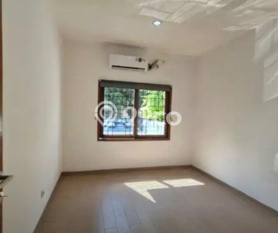 Disewakan Segera Rumah Kondisi Bagus di Area Cinere, Depok Disewakan Segera Rumah Kondisi Bagus di Area Cinere, Depok