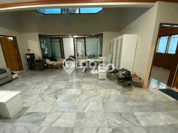 Dijual Rumah Mewah Exclusive di Kebayoran Baru, Jakarta Selatan Dijual Rumah Mewah Exclusive di Kebayoran Baru, Jakarta Selatan