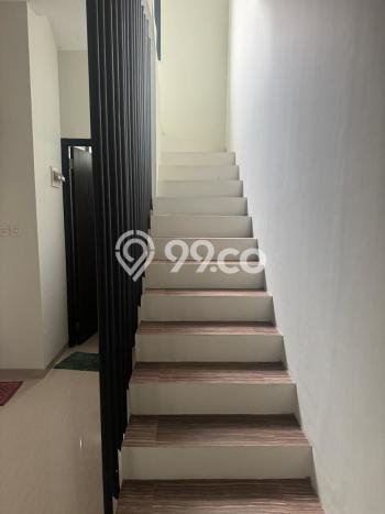 Rumah Strategis Modern Lb 140m2 di Pamulang, Tangerang Selatan Rumah Strategis Modern Lb 140m2 di Pamulang, Tangerang Selatan