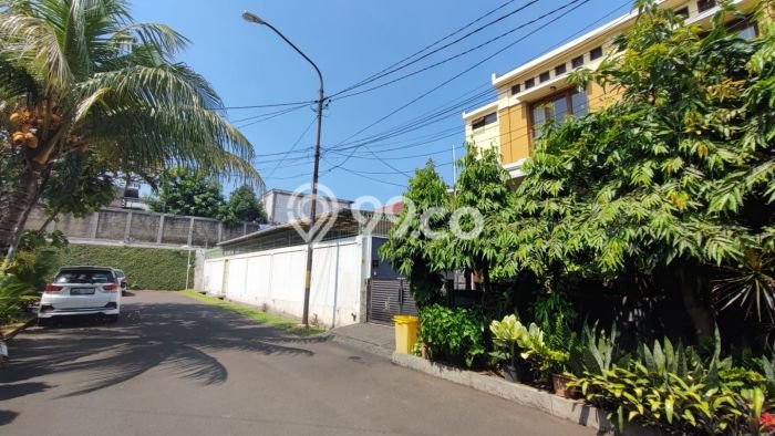 Hunian Super Elit dengan Akses Paling Strategis di Bintaro, Tangerang Selatan Hunian Super Elit dengan Akses Paling Strategis di Bintaro, Tangerang Selatan